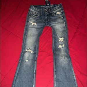 NWT AMERICAN EAGLE JEANS SZ 2